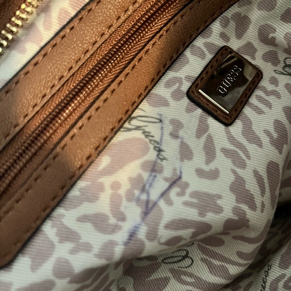 Guess Convertible Crossbody Wristlet Bag Brown - Picture 7 of 7